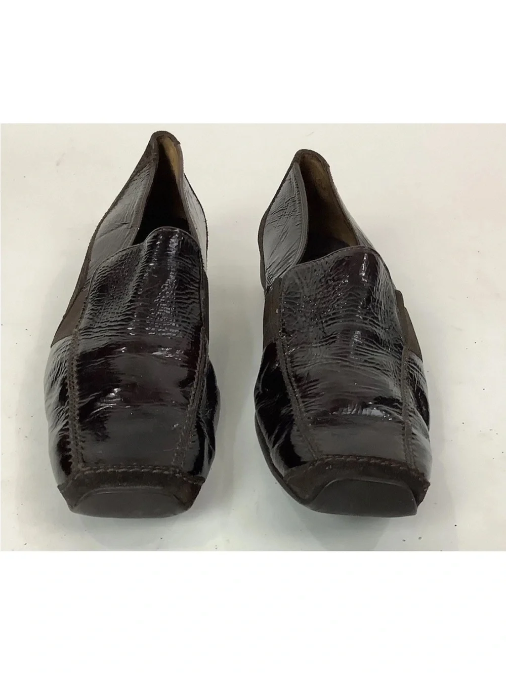 Paul Green Sz 8 Patent Leather Burgundy Sneaker Flats Funky Crinkled Look